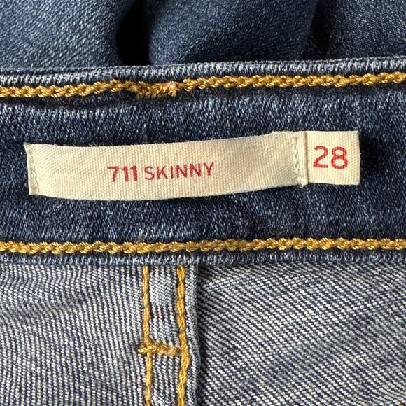 Levi’s 711 Womens SZ 28 Skinny Jeans Distressed Pockets Stretch Zip-Fly Low-Rise - Picture 9 of 12